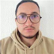 Profesor de español, cuento con experiencia de manejo de grupos de todos los niveles académicos